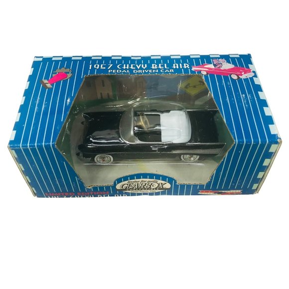 Gearbox 1997 Vintage 1957 Chevy Bel Air Convertible Serial #05369 Pedal Car New - Picture 1 of 10